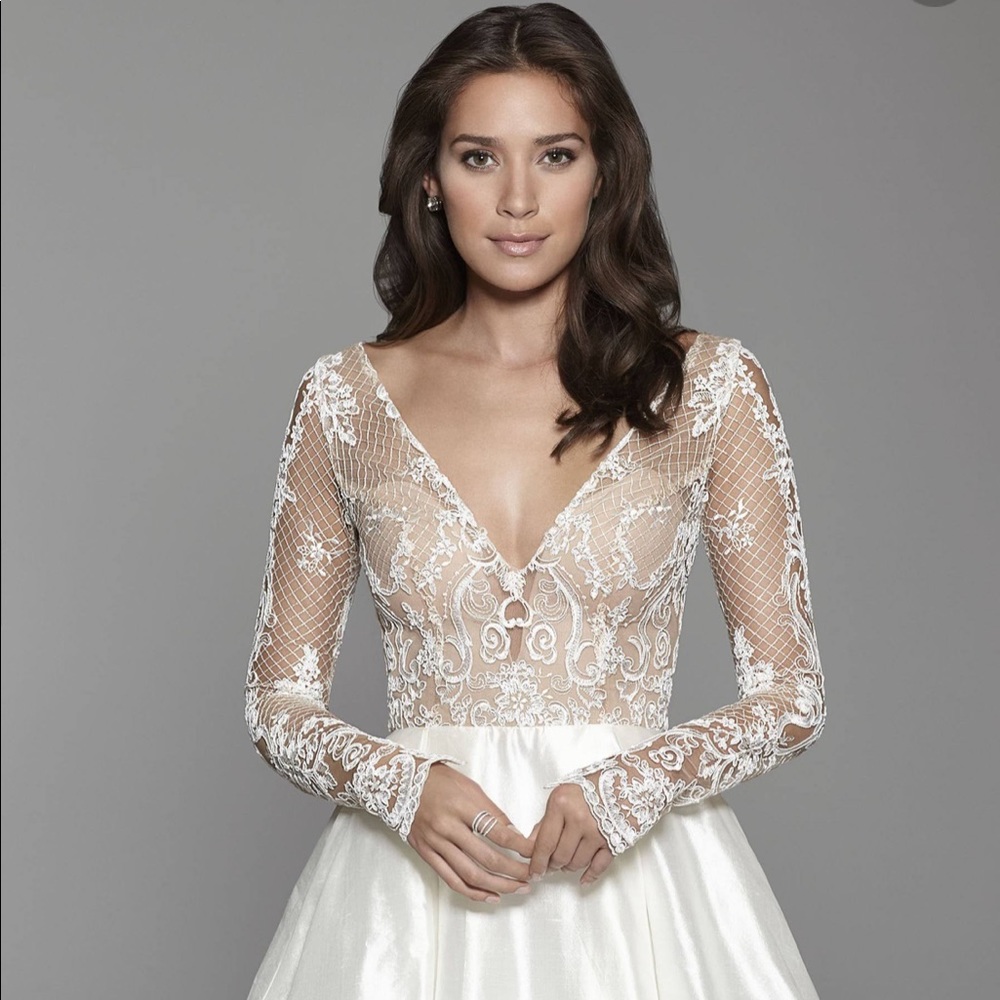 Tara Keely Wedding Dress never worn